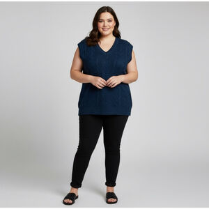 Lularoe 2XL Nadia Jewel Blue V-Neck Sleeveless Sweater Cable Knit Vest Casual